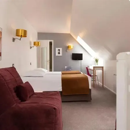 Ξενοδοχείο Le Hameau De Passy 2*