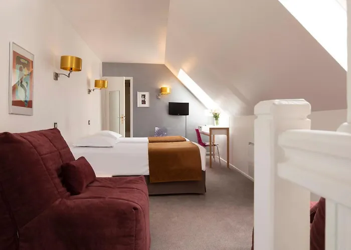 르 아모 드 파시 호텔 2*