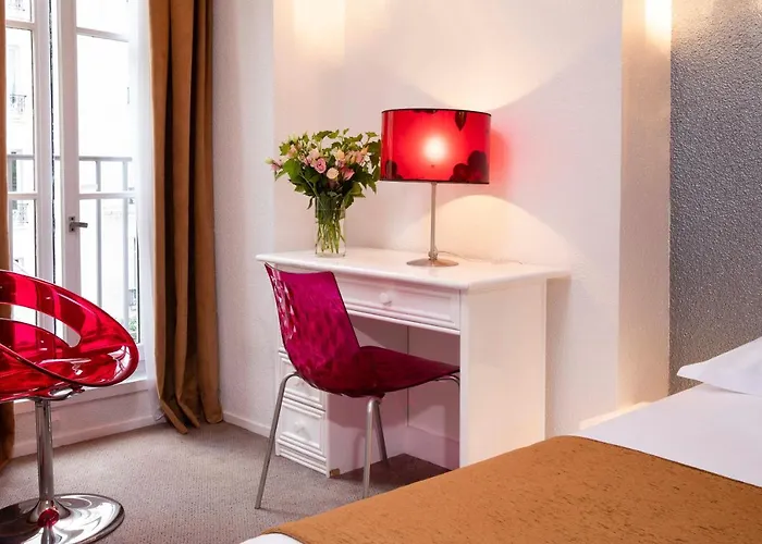 호텔 르 아모 드 파시 2*