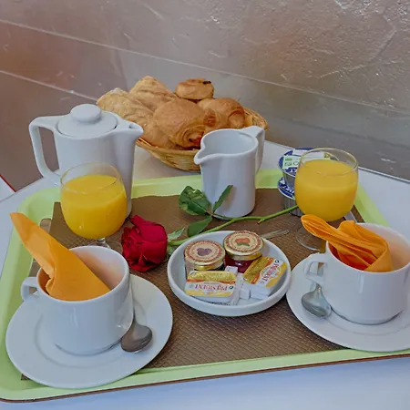 Le Hameau De Passy 2* Párizs