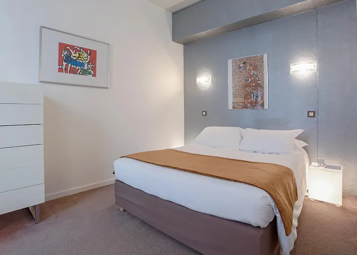 فندق Le Hameau De Passy