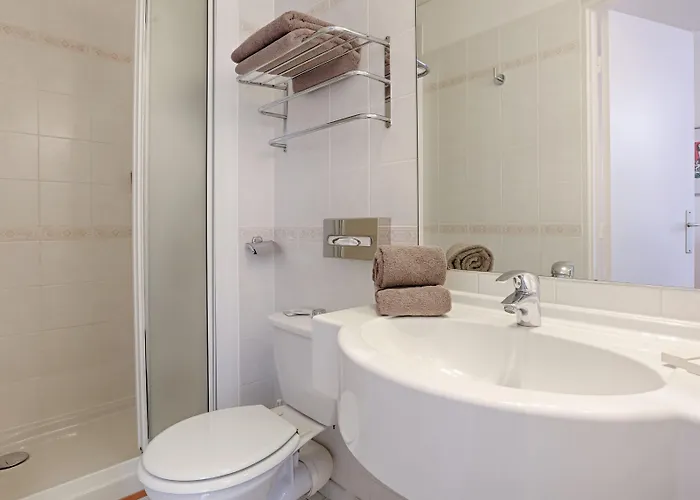 Le Hameau De Passy 2*