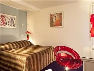 Le Hameau De Passy 2*