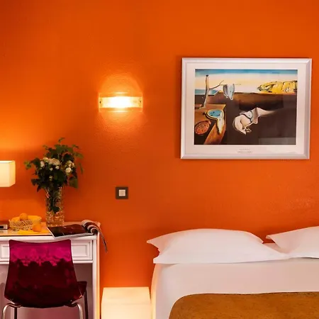 Le Hameau De Passy Hotel 2*